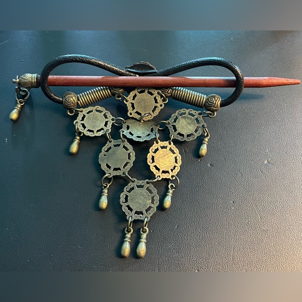 Vintage Bohemian Style Bun Maker Barrette influenced by Tibetan Victorian style - Picture 3 of 7